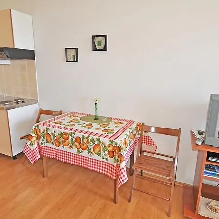 Studio In 33598 * Podgora (Split-Dalmatia)